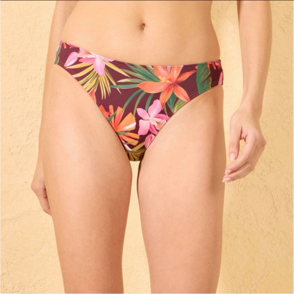 Women's Ribbed Low-Rise Cheeky Bikini Bottom - Shade & Shore™ - S- NWT